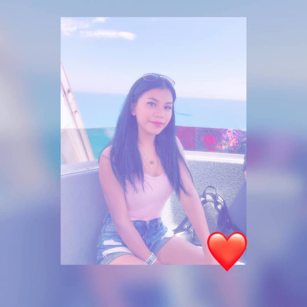 Meet your Posher, Evelyn yadhira